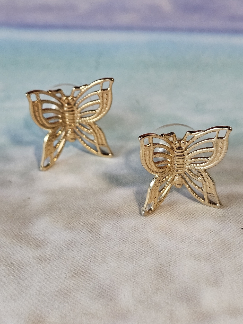 #111 Butterfly Earrings Filigree Gold Tone Post